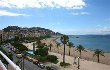 Marina Hotel 3*